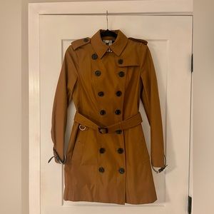 Burberry Short Chelsea Heritage Trench Coat